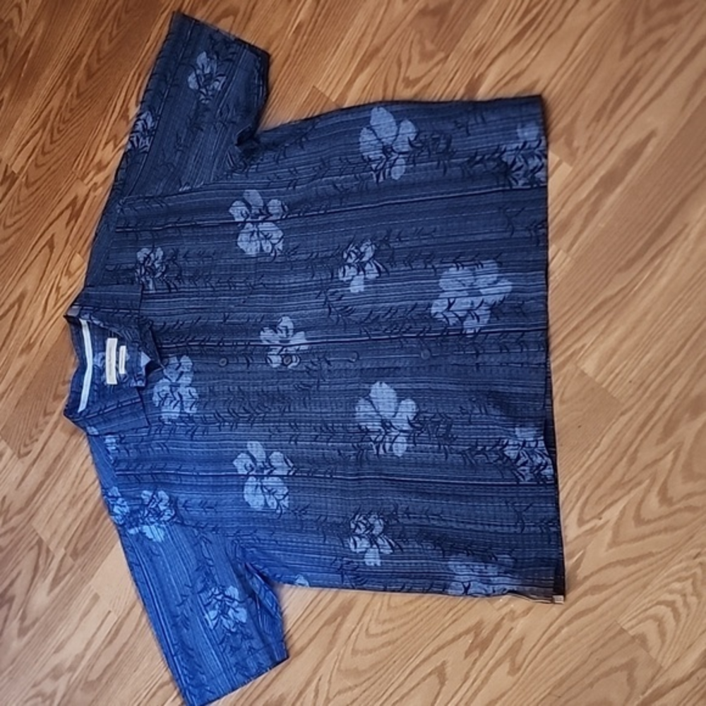 Tommy Bahama 100 % silk xl/tg original fit with 1 pocket